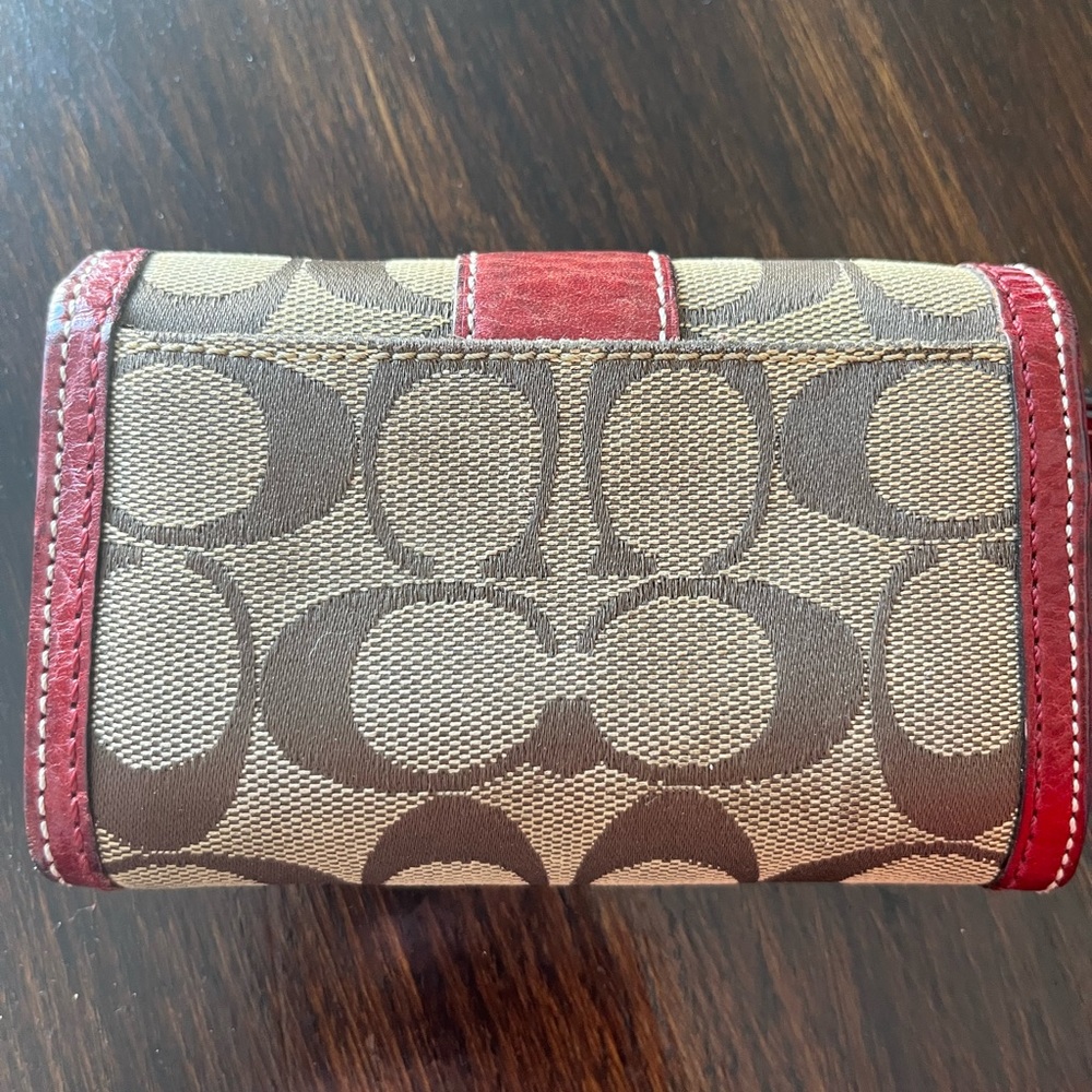 Coach Wallet - Picture 4 of 4